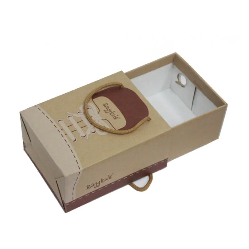 Drawer style shoe box with handle