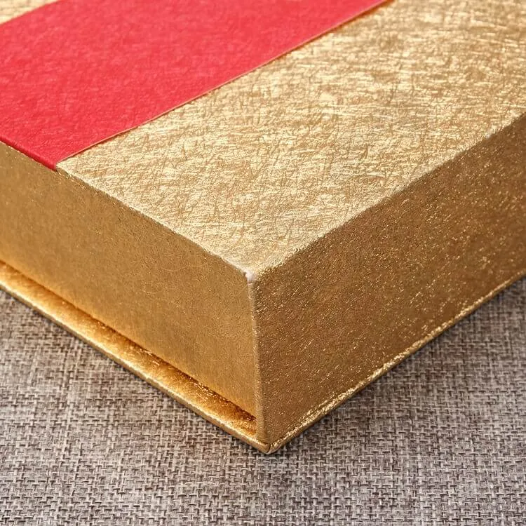 Luxury Cardboard Magnetic Closure Gift Box For Food side view three