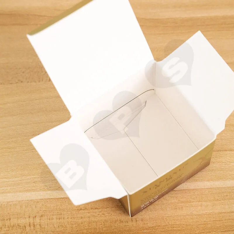 Small Cardboard Retail Box For Skin Repair Cream side view three