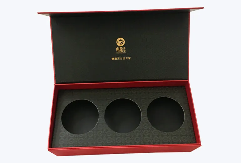 Cajas rígidas con tapa abatible